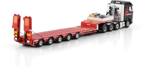 Mammoet DAF XG 8x4 with 5 axle Nooteboom Manoovr-2