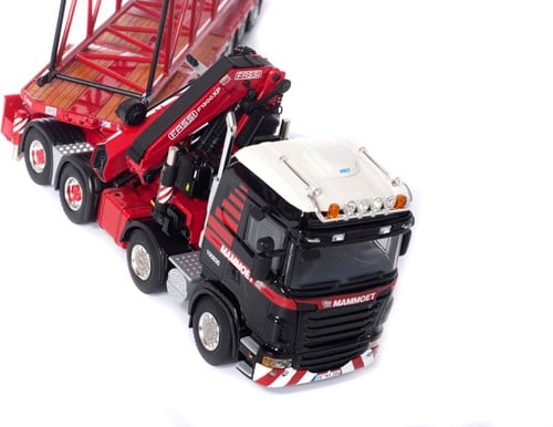 Scania 8x4 + 3 Axle Lowloader + Boom PTC-3