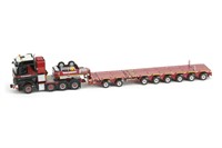 Mammoet MB Arocs 8x4 + MCO-PX 6 Axle with 2 Axle Multidolly