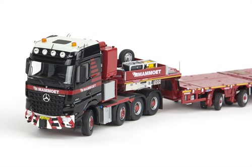Mammoet MB Arocs 8x4 + MCO-PX 6 Axle with 2 Axle Multidolly-2