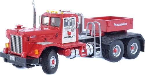 Mammoet Kenworth 848 
