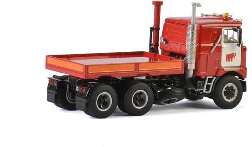 Mammoth Mack F700 + Ballastbox-3