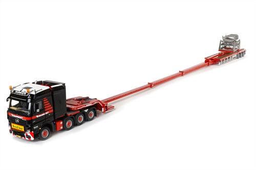 Mammoet MB Actros 8x4 with Nooteboom Super Wing Carrier-2