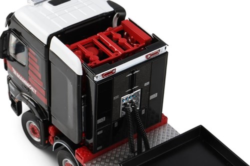 Mammoet MB Arocs MP5 SLT stream space 8x6 + ballastbox-3