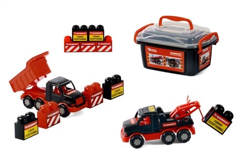 Mammoet mini Trucks with Bricks