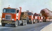 Mammoth Mack F700 + Ballastbox | Mammoet Collectible