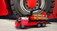 Sophia kinderziekenhuis USA vrachtwagen met boomstammen-3